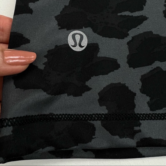 NWOT | Lululemon Camo Two In One Mesh Up Tank - Picture 13 of 14